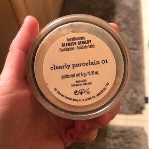 Bare minerals foundation